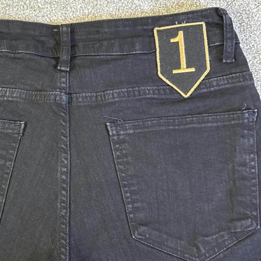 2Y Black Denim Patchwork Jeans Gold Detail Size 33 - Picture 8 of 8